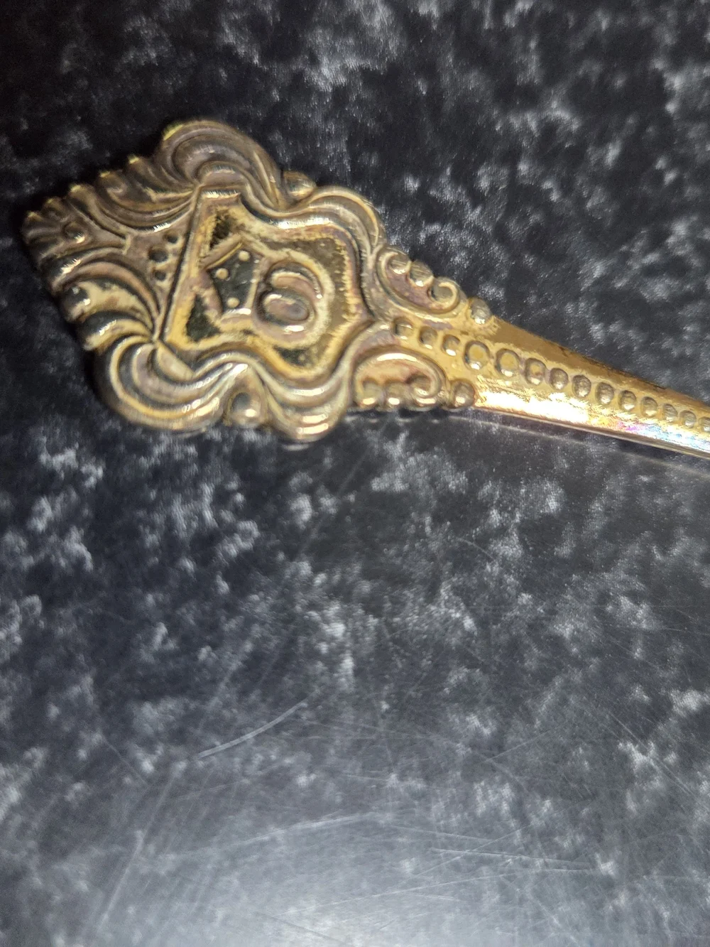 Vintage elegant gold